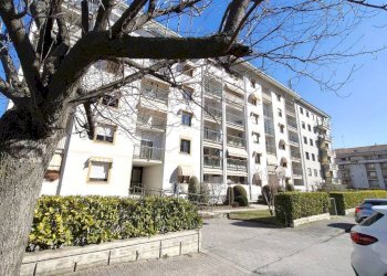 Facciata - Quadrilocale via Cesare Vinaj, Cuneo (zona Donatello) - foto 1