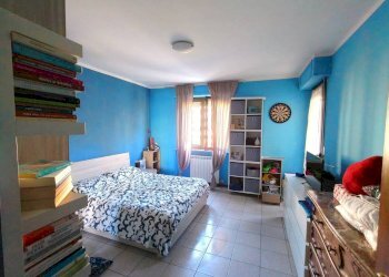 Camera da letto - Quadrilocale via Cesare Vinaj, Cuneo (zona Donatello) - foto 9