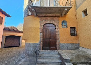 Facciata - Casa indipendente via San Paolo, Cadegliano-Viconago - foto 3