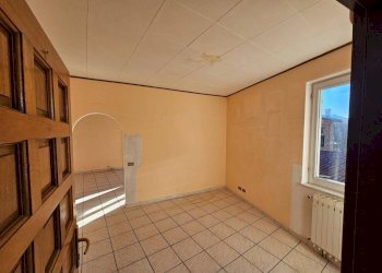 Stanza non arredata - Casa indipendente via San Paolo, Cadegliano-Viconago - foto 9