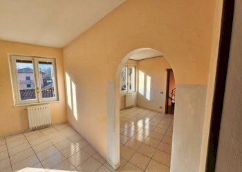 Stanza non arredata - Casa indipendente via San Paolo, Cadegliano-Viconago - foto 11