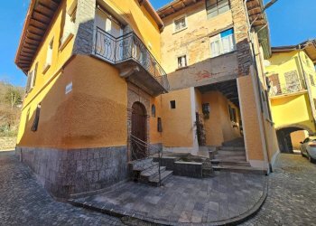 Facciata - Casa indipendente via San Paolo, Cadegliano-Viconago - foto 23