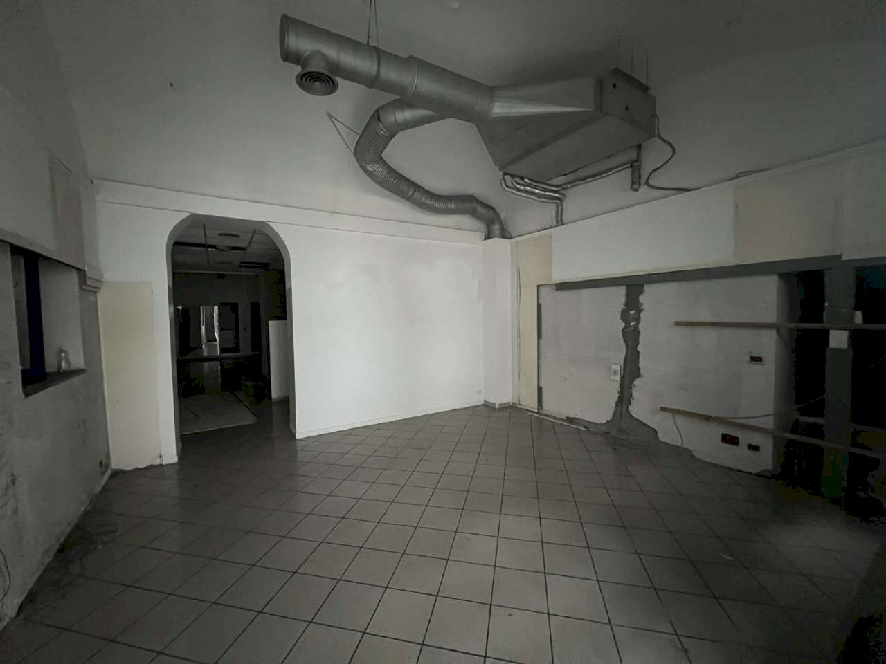 2 - Locale Commerciale Torino (zona Centro) - foto 3