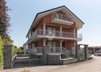 Trilocale Via Torino, San Francesco al Campo - foto 2