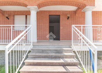 Trilocale Via Torino, San Francesco al Campo - foto 3