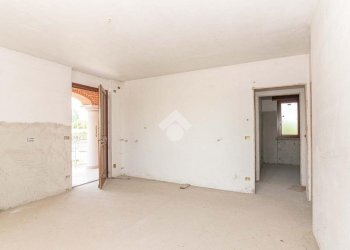 Trilocale Via Torino, San Francesco al Campo - foto 8