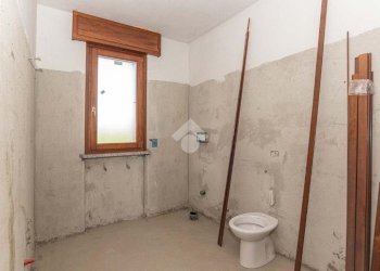 Trilocale Via Torino, San Francesco al Campo - foto 11