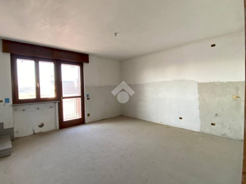 Quadrilocale Via Torino, San Francesco al Campo - foto 3