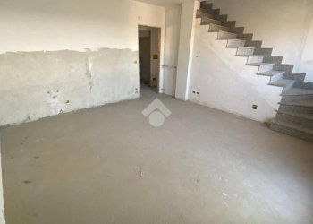 Quadrilocale Via Torino, San Francesco al Campo - foto 2