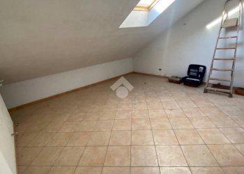 Quadrilocale Via Torino, San Francesco al Campo - foto 14