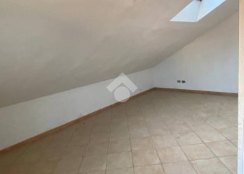 Quadrilocale Via Torino, San Francesco al Campo - foto 15