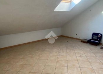 Quadrilocale Via Torino, San Francesco al Campo - foto 16