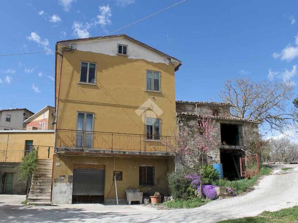 Casa indipendente Località Petrella Guidi, Sant'Agata Feltria - foto 2