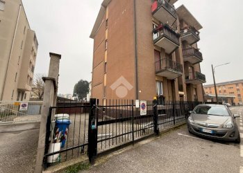 Box Via Mario Greppi, Abbiategrasso - photo 2