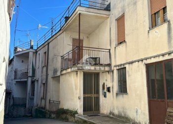 Three-room apartment Via Don Ferraro, Roccavignale - photo 14