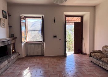 Trilocale Sellano - foto 4