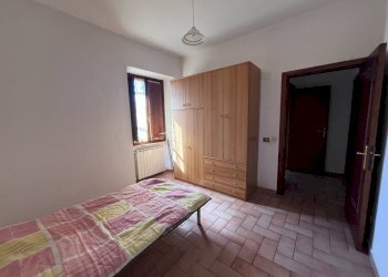 Trilocale Sellano - foto 9