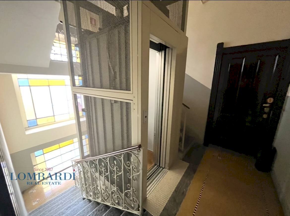 Two-room apartment Viale Francesco Crispi, Milano - photo 2