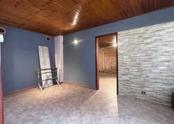 Stanza non arredata - Negozio via Monfol, 14, Sauze d'Oulx - foto 2