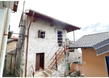 Facciata - Casa indipendente via Oratorio, Cossogno - foto 1