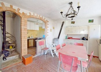 Salone - Independent house via Bertolini Soprani, 28, Monastero di Vasco - photo 2