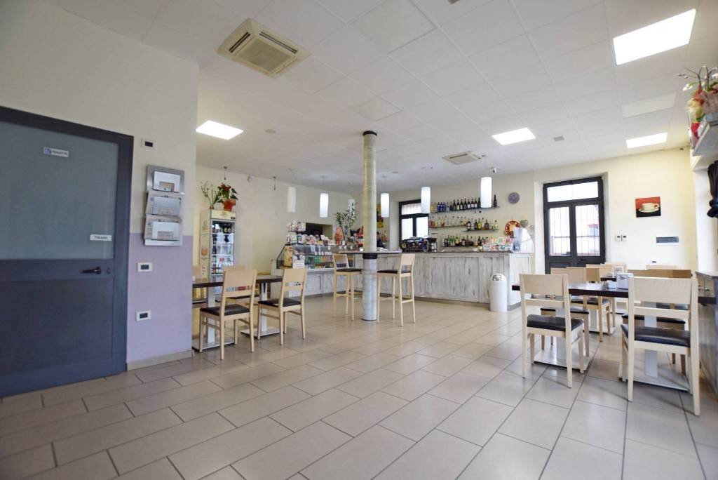 Interno non residenziale - Negozio via Torino, 47, Mondovì - foto 2