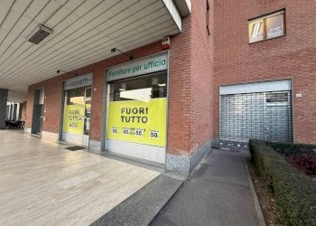 Facciata - Shop viale Giuseppe Garibaldi, 41, Carmagnola - photo 15