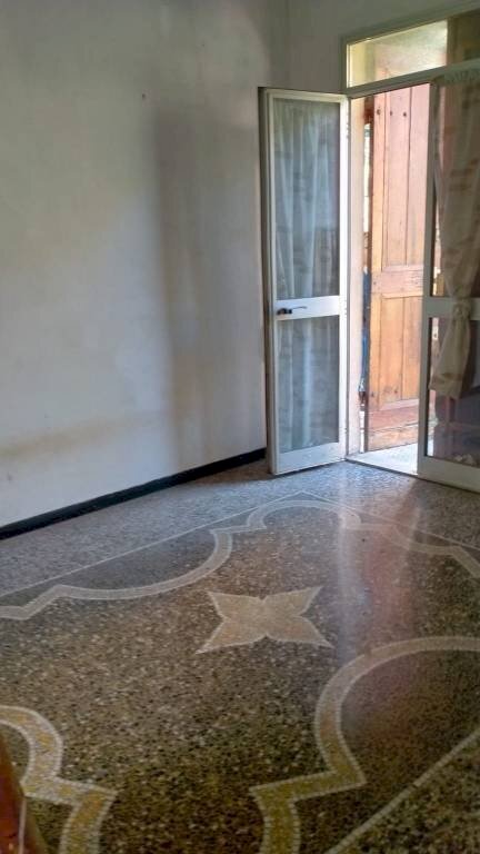 Sala da pranzo - Three-room apartment via Sergio Piombelli, 19, Genova (neighborhood Sampierdarena) - photo 2