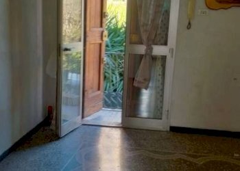 Salone - Three-room apartment via Sergio Piombelli, 19, Genova (neighborhood Sampierdarena) - photo 14