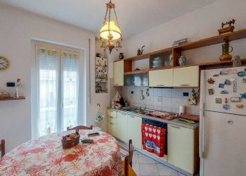 Cucina - Bilocale via Carlo Orgiero, Genova (zona Sampierdarena) - foto 5