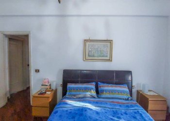 Camera da letto - Bilocale via Carlo Orgiero, Genova (zona Sampierdarena) - foto 17