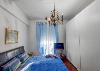 Camera da letto - Bilocale via Carlo Orgiero, Genova (zona Sampierdarena) - foto 21