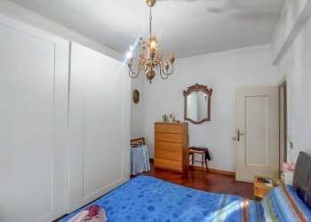 Camera da letto - Bilocale via Carlo Orgiero, Genova (zona Sampierdarena) - foto 32