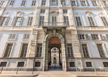 Facciata - Quadrilocale piazza Savoia, 7, Torino (zona Centro) - foto 10