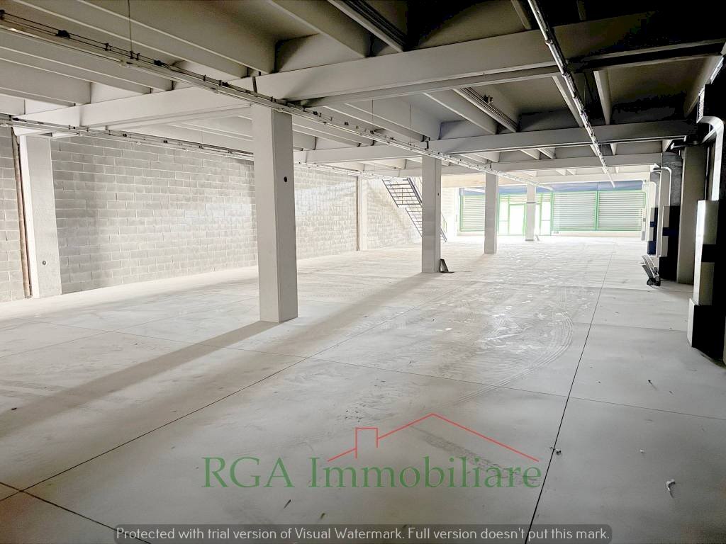 Interno non residenziale - Capannone strada Provinciale Cremasca, Bergamo - foto 3