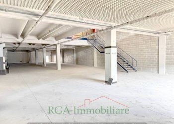 Interno non residenziale - Capannone strada Provinciale Cremasca, Bergamo - foto 6