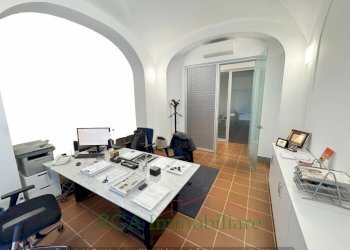 Stanza arredata - Negozio via Jacopo Palma il Vecchio, Bergamo - foto 6