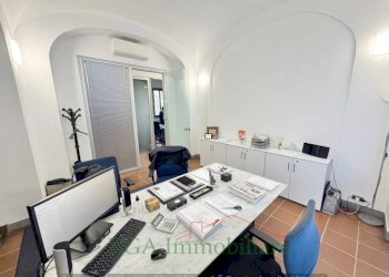 Stanza arredata - Negozio via Jacopo Palma il Vecchio, Bergamo - foto 7