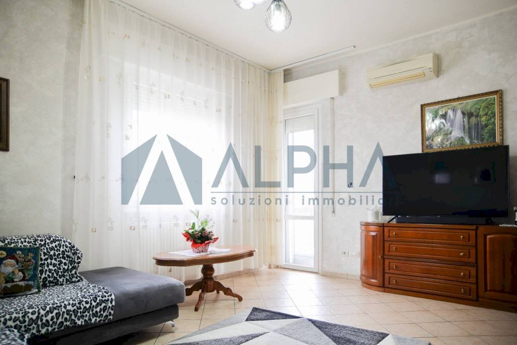 Salone - Quadrilocale via Benvenuto Cellini, Savignano sul Rubicone - foto 2