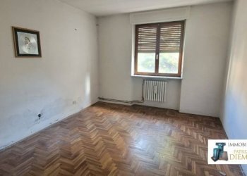 Locale Commerciale Reg. Le Crou, Aosta - foto 9