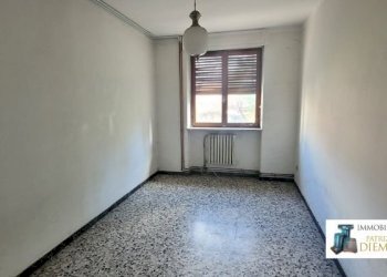 Locale Commerciale Reg. Le Crou, Aosta - foto 10