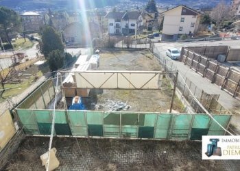 Locale Commerciale Reg. Le Crou, Aosta - foto 13