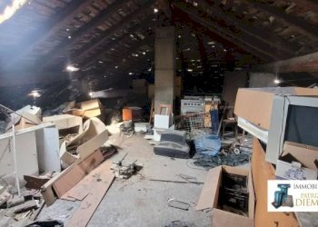 Locale Commerciale Reg. Le Crou, Aosta - foto 14