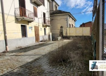 Locale Commerciale Reg. Le Crou, Aosta - foto 16