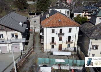 Locale Commerciale Reg. Le Crou, Aosta - foto 20