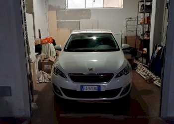 Box via Emilio Salgari, Genova (zona Pegli) - foto 1