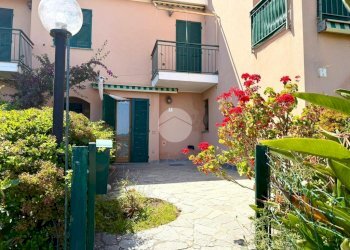 Two-room apartment Via della Roggia, Diano Arentino - photo 1