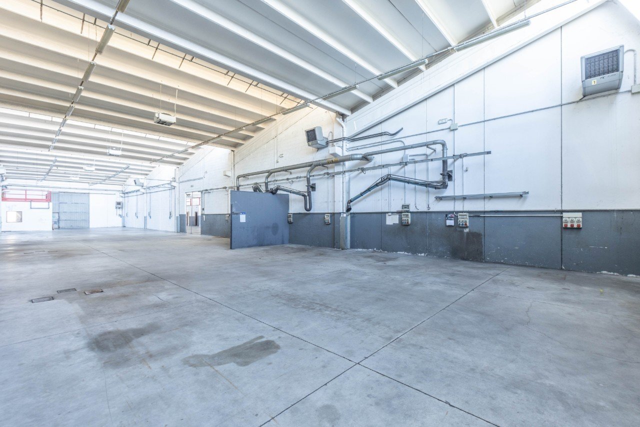 Capannone Castel Guelfo di Bologna - foto 2