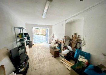 Box Via Giovanni Tommaso Invrea, Genova (neighborhood Foce) - photo 9