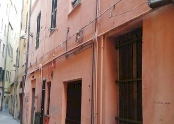 Trilocale VIA PIETRO GIURIA, Savona (zona Centro storico) - foto 23